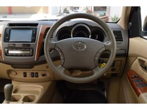 Toyota Fortuner 3.0 (ปี 2010) V SUV AT รูปที่ 4